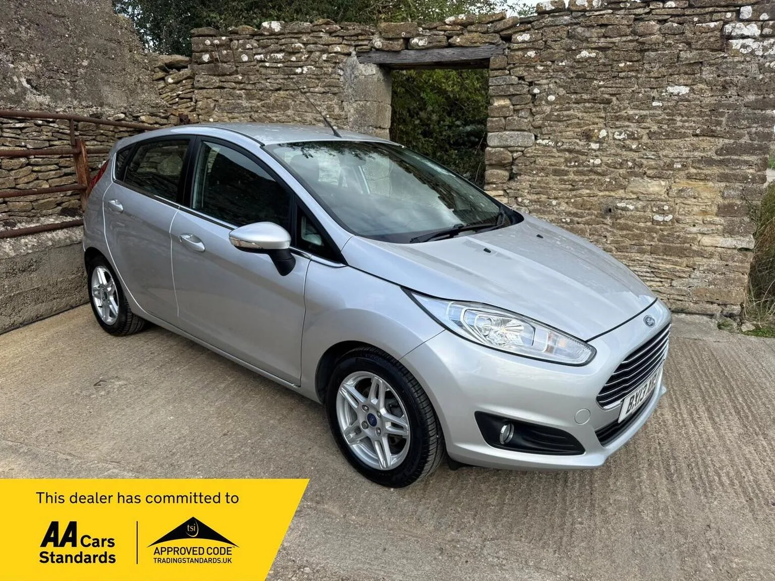 2013 Ford Fiesta 1.0T EcoBoost Zetec Euro 5 (s/s) 5dr
