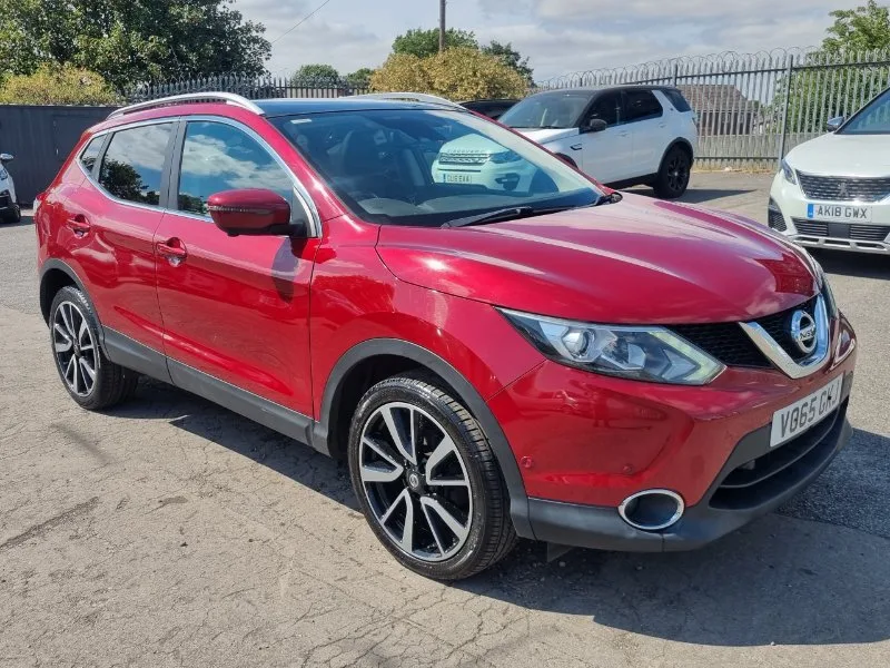 2015 Nissan Qashqai 1.5 dCi Tekna SUV 5dr Diesel Manual 2WD Euro 6 (s/s) (110 ps)