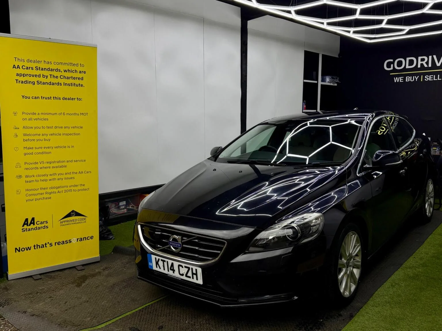 2014 Volvo V40 2.0 D3 SE Lux Nav Euro 5 (s/s) 5dr