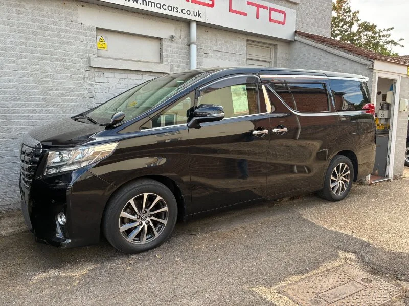 2015 Toyota Alphard 2.5G 2.5 PETROL AUTOMATIC HALF LEATHER, TWIN SUNROOF 17inch ALLOYS APPLE CARPLAY UK SAT NAV UPGRADE