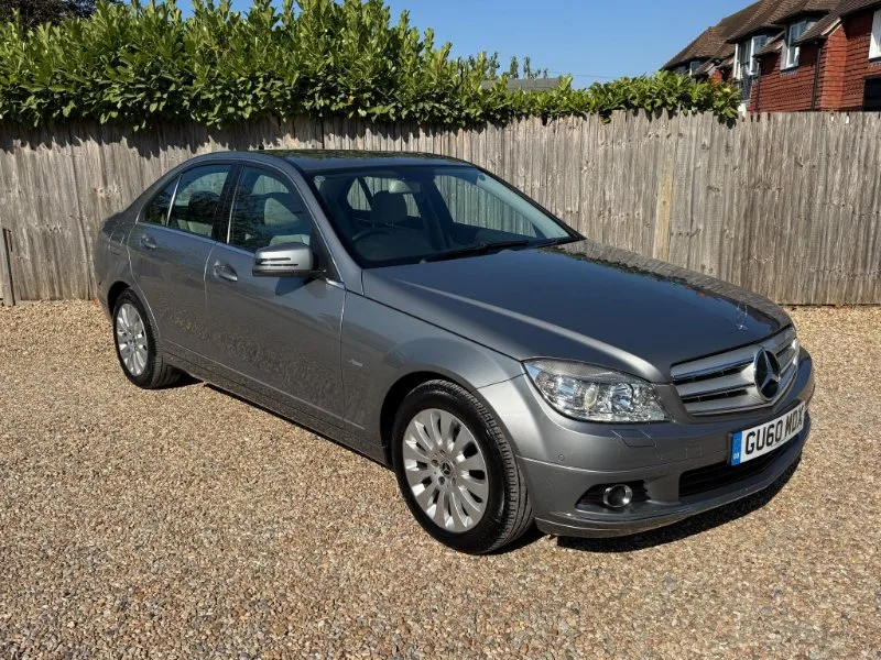 2010 Mercedes-Benz C Class 1.8 C180 BlueEfficiency Elegance Auto Euro 5 4dr