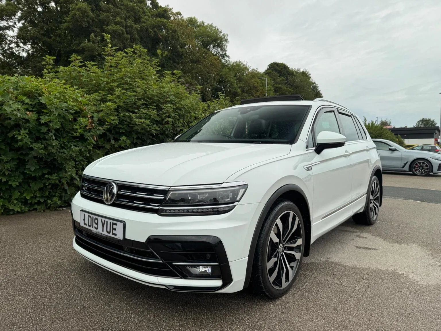 2019 Volkswagen Tiguan 2.0 TDI R-Line DSG 4Motion Euro 6 (s/s) 5dr