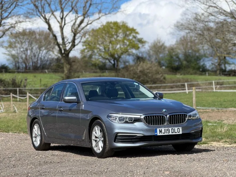 2019 BMW 5 Series 2.0 520d SE Auto Euro 6 (s/s) 4dr