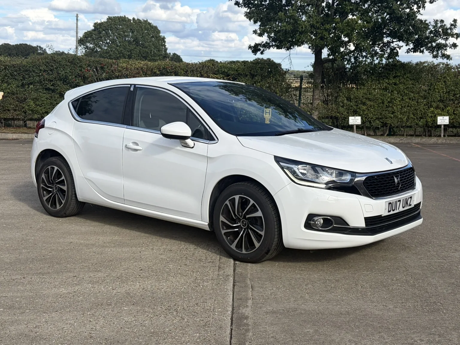 2017 DS Automobiles DS 4 1.6 BlueHDi Elegance