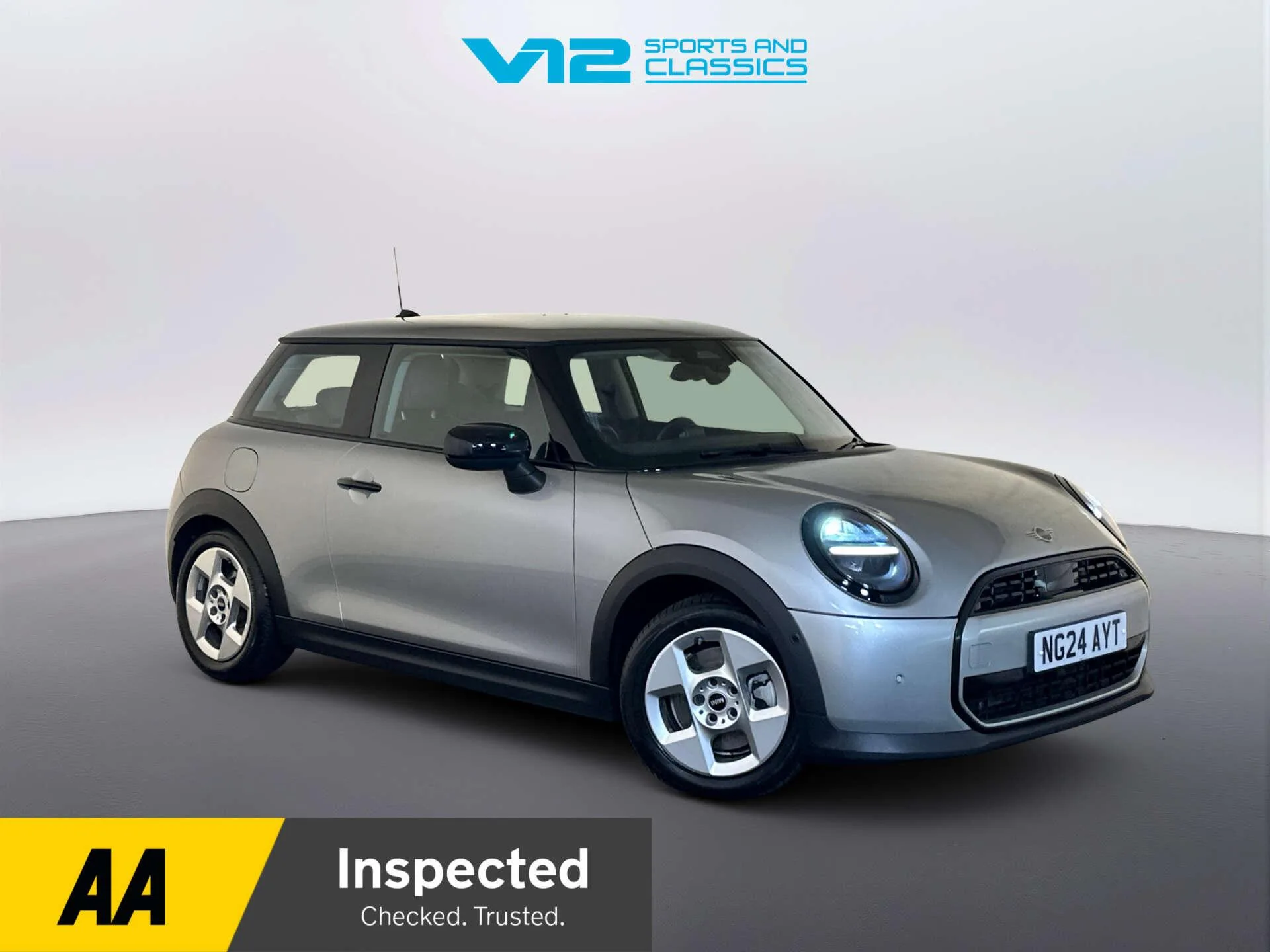 2024 MINI Cooper 1.5C Classic Hatchback 3dr Petrol Steptronic Euro 6 (s/s) (156 ps)