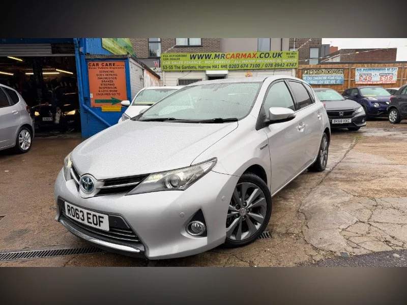 2013 Toyota Auris 1.8 VVT-h Excel Hatchback 5dr Petrol Hybrid CVT Euro 5 (s/s) (136 ps)