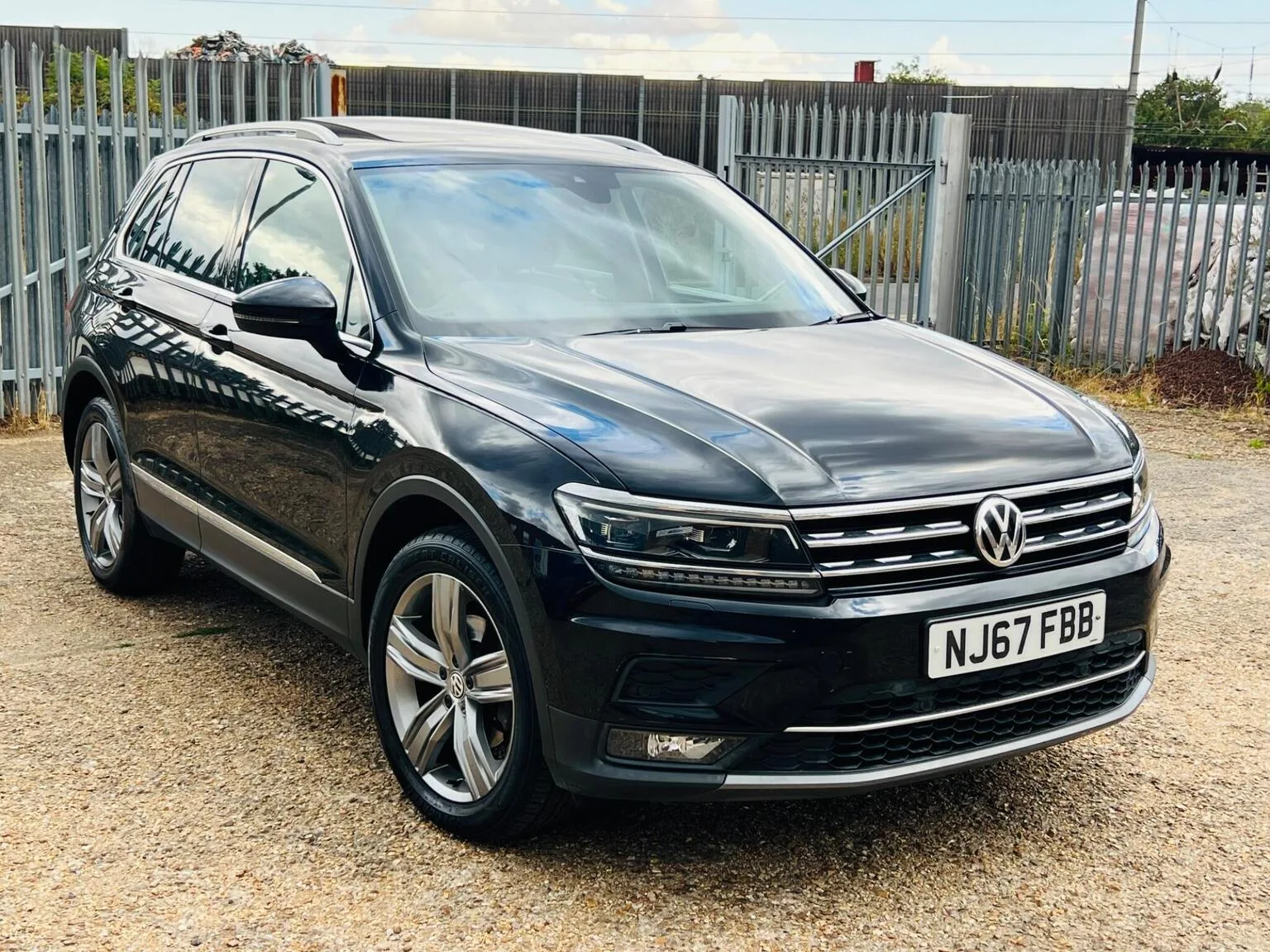 2017 Volkswagen Tiguan 2.0 TDI SEL DSG 4Motion Euro 6 (s/s) 5dr