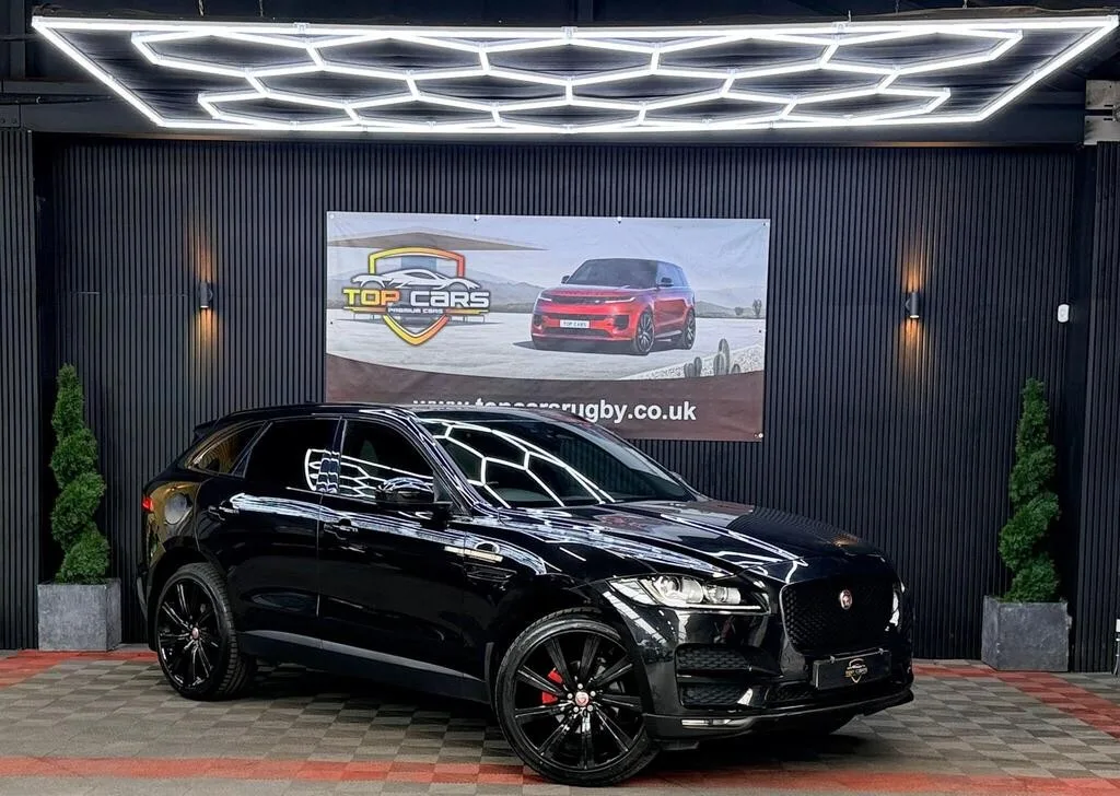 2017 Jaguar F-Pace 2.0 D180 R-Sport