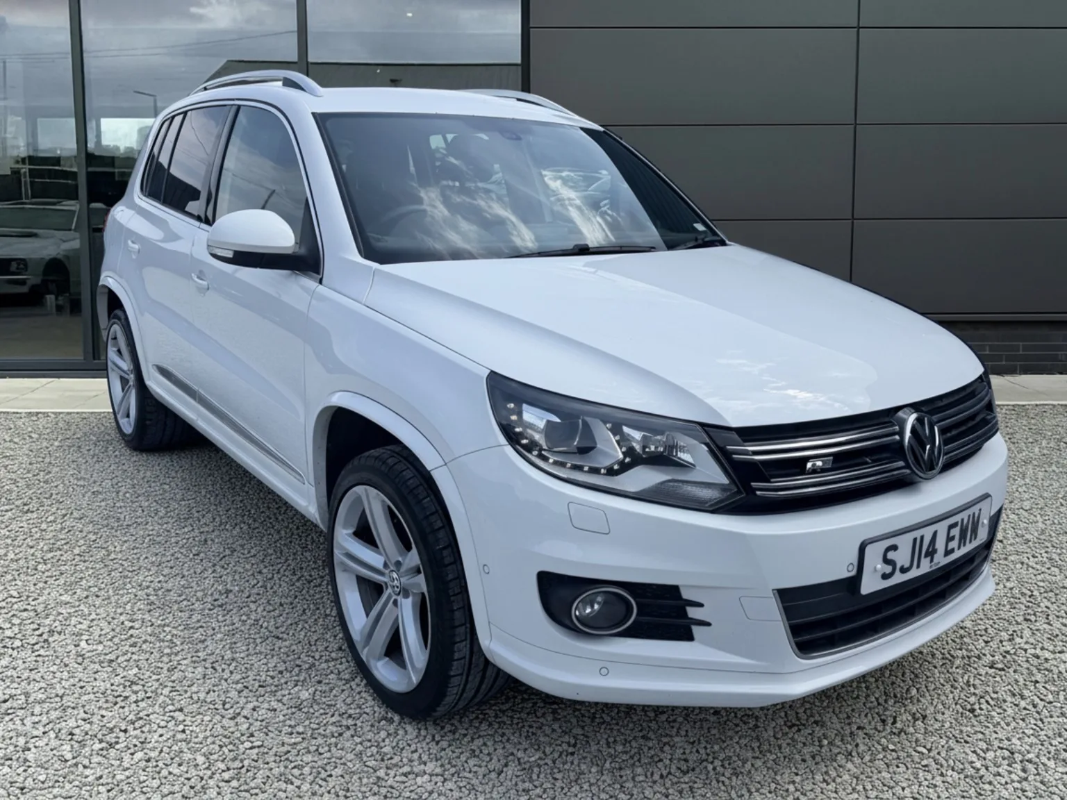 2014 Volkswagen Tiguan 2.0 TDI BlueMotion Tech R-Line