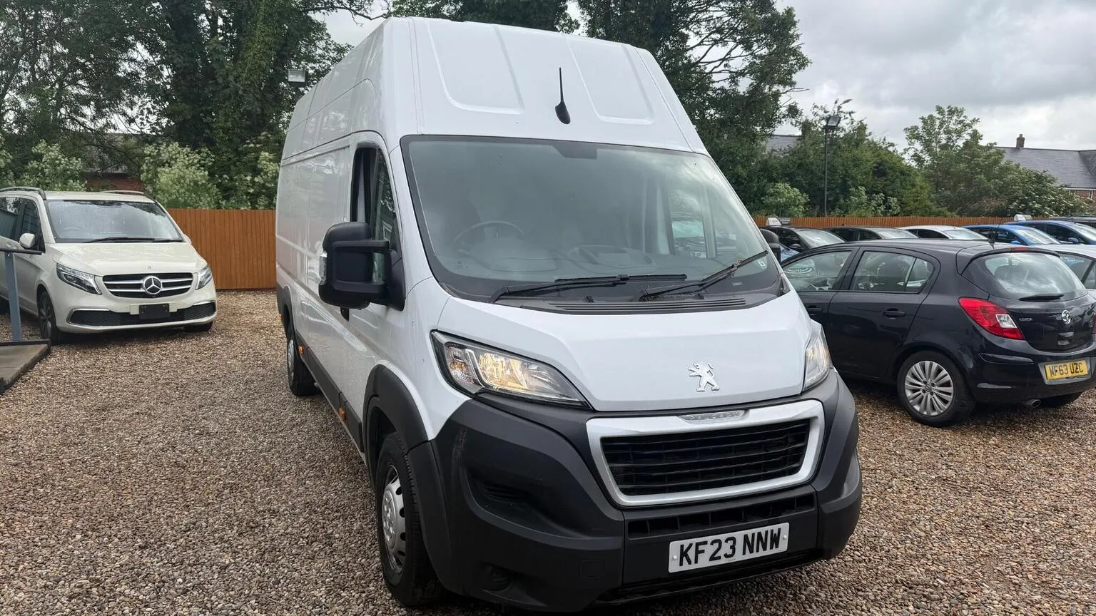 2023 Peugeot Boxer 2.2 BlueHDi 435 Professional Premium + L4 H3 Euro 6 (s/s) 5dr