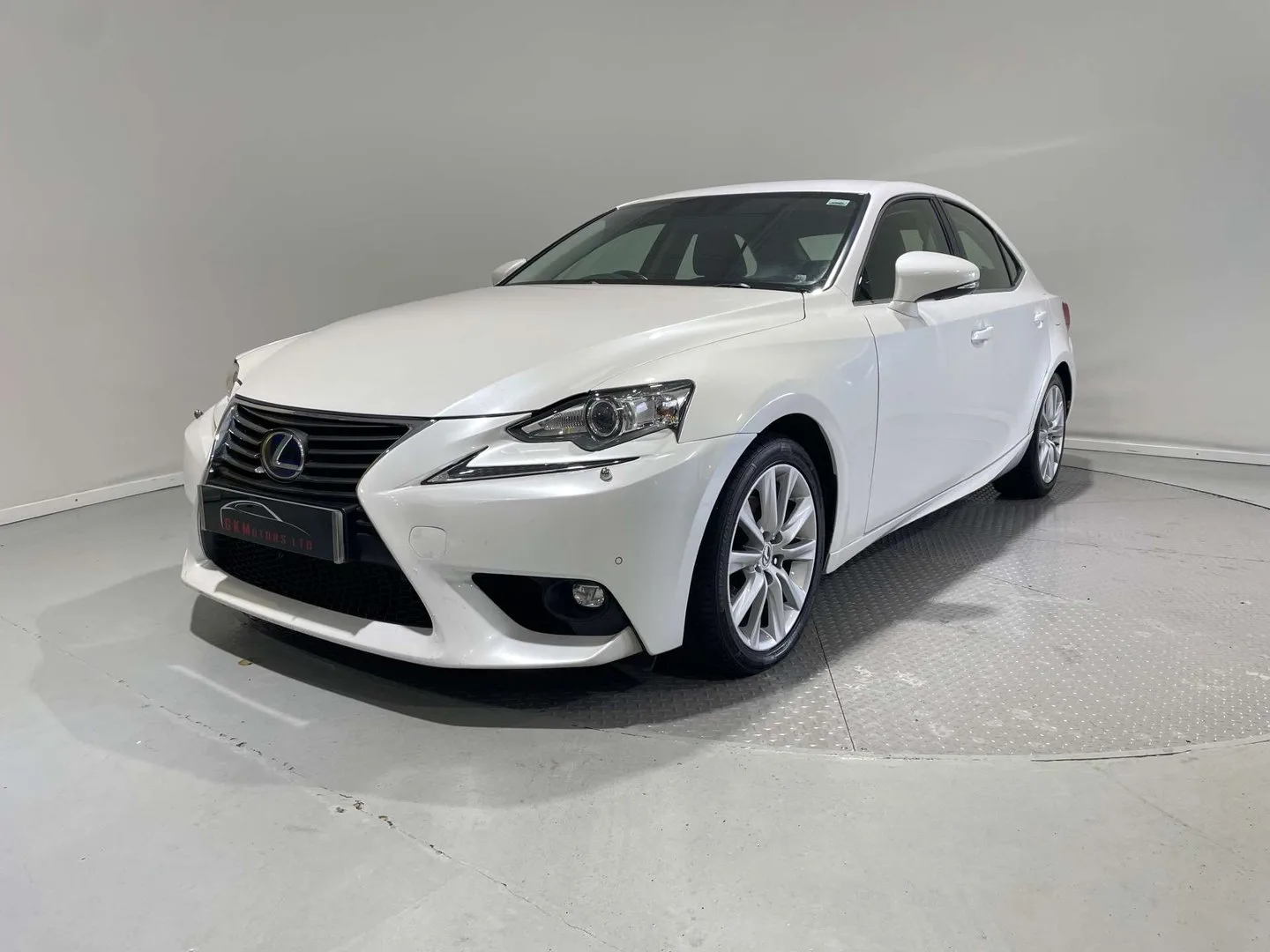 2016 Lexus Is 2.5 IS 300h Advance CVT 4dr