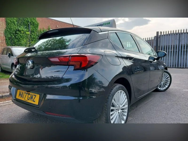2017 Vauxhall Astra 1.6 CDTi BlueInjection Elite Hatchback 5dr Diesel Manual Euro 6 (s/s) (136 ps)