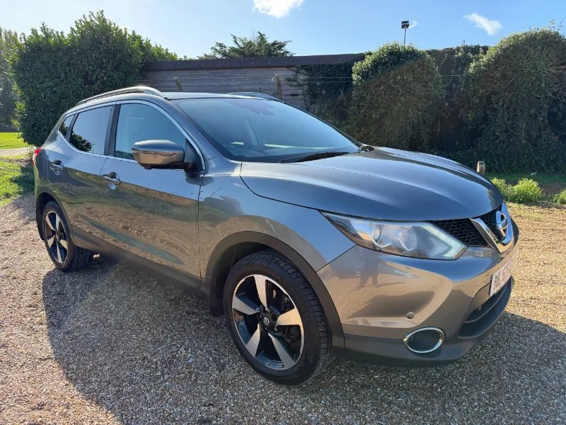 2015 Nissan Qashqai 1.5 dCi n-tecplus SUV 5dr Diesel Manual 2WD Euro 6 (s/s) (110 ps)