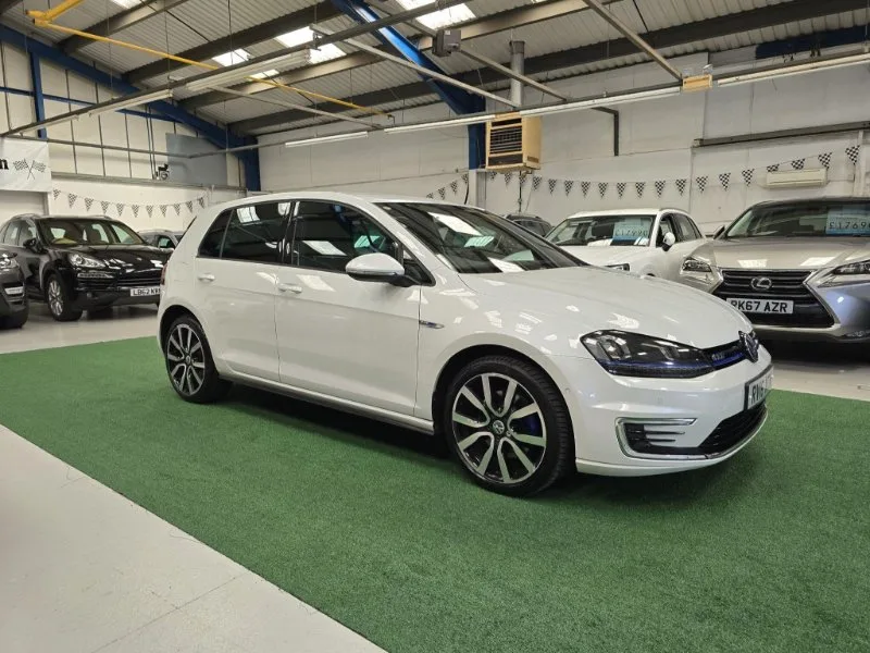 2016 Volkswagen Golf 1.4 TSI GTE Nav DSG Euro 6 (s/s) 5dr