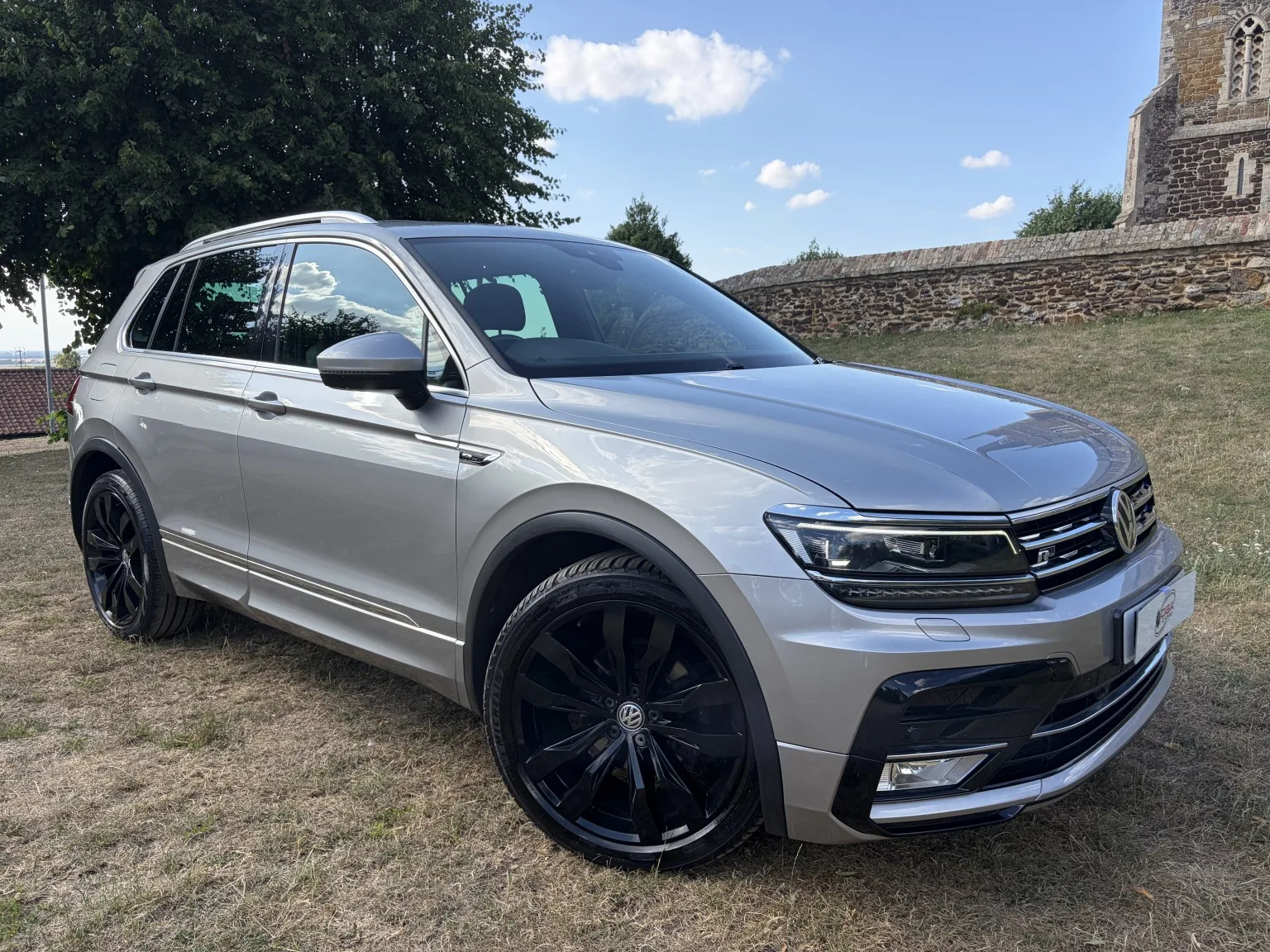 2017 Volkswagen Tiguan 2.0 TDI BlueMotion Tech R-Line