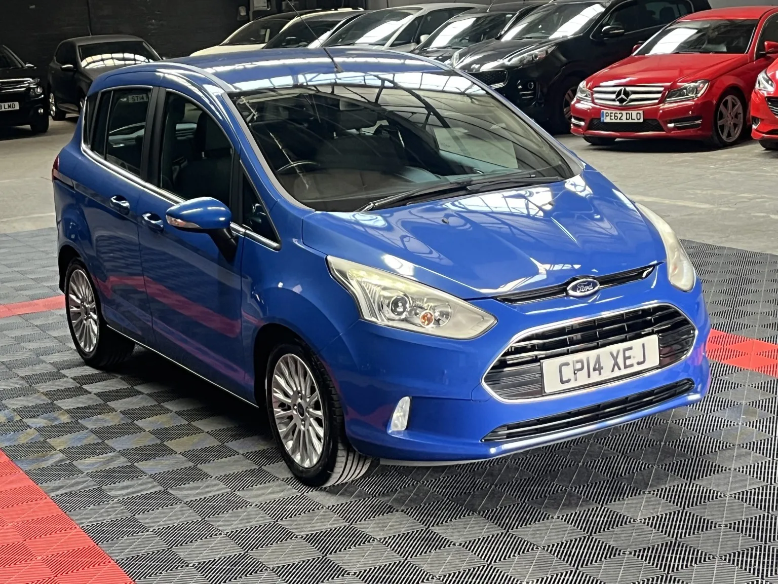 2014 Ford B-Max 1.0 T EcoBoost Titanium