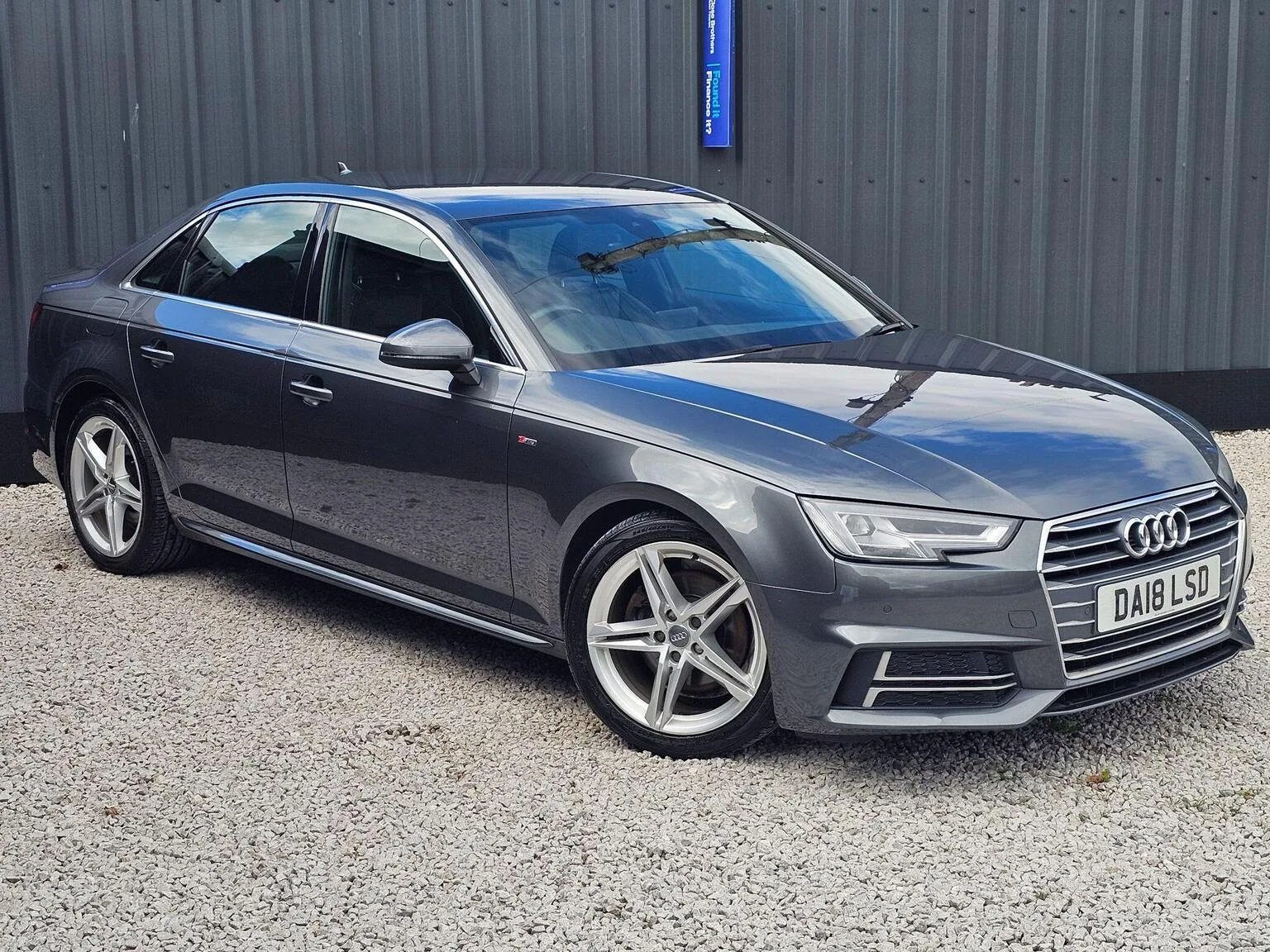 2018 Audi A4 2.0 TDI S line S Tronic Euro 6 (s/s) 4dr