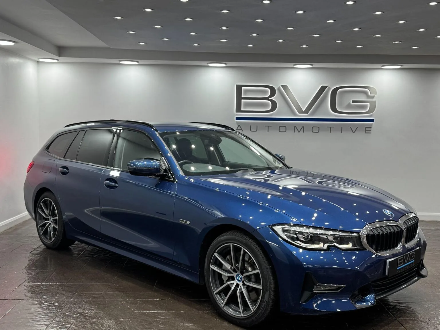 2022 BMW 3 Series 2.0 330e 12kWh Sport Pro Touring Auto Euro 6 (s/s) 5dr
