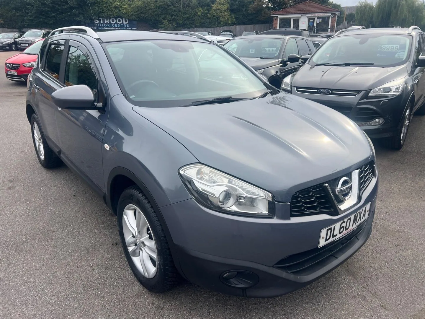 2011 Nissan Qashqai 1.6 n-tec 2WD Euro 4 5dr