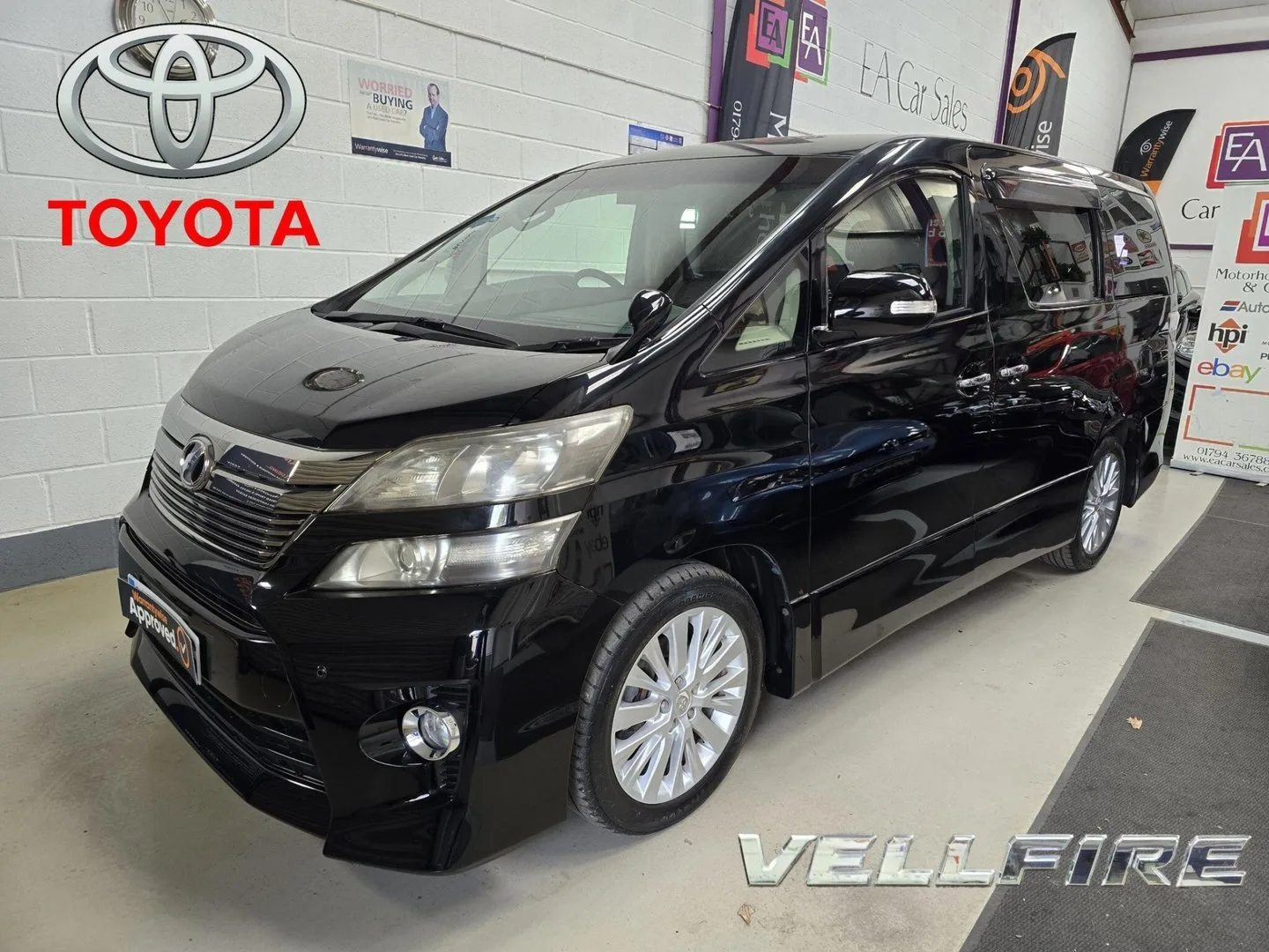 Toyota Vellfire 2012 (62)