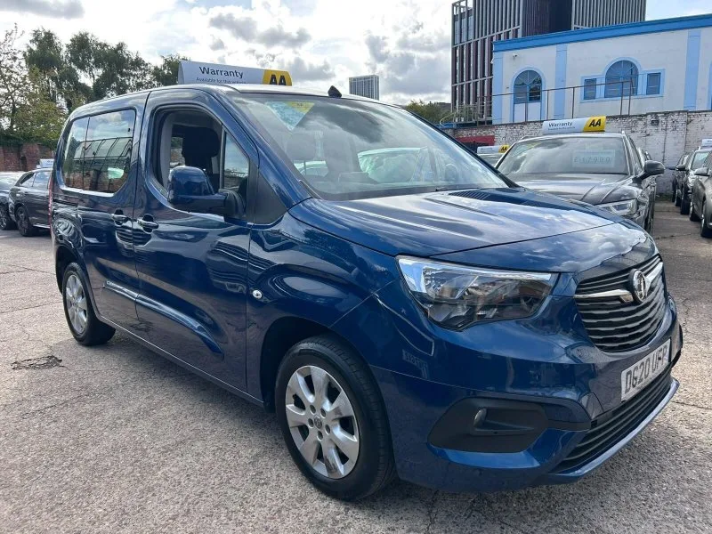 2020 Vauxhall Combo Life 1.5 Turbo D BlueInjection Energy Euro 6 (s/s) 5dr