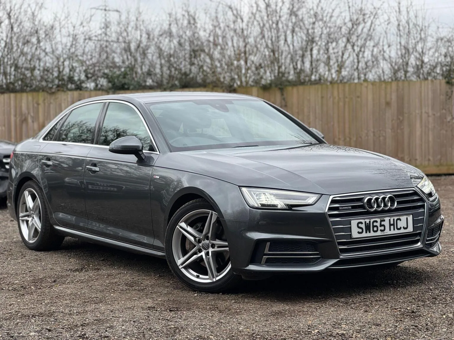 2015 Audi A4 2.0 TDI S line S Tronic quattro Euro 6 (s/s) 4dr