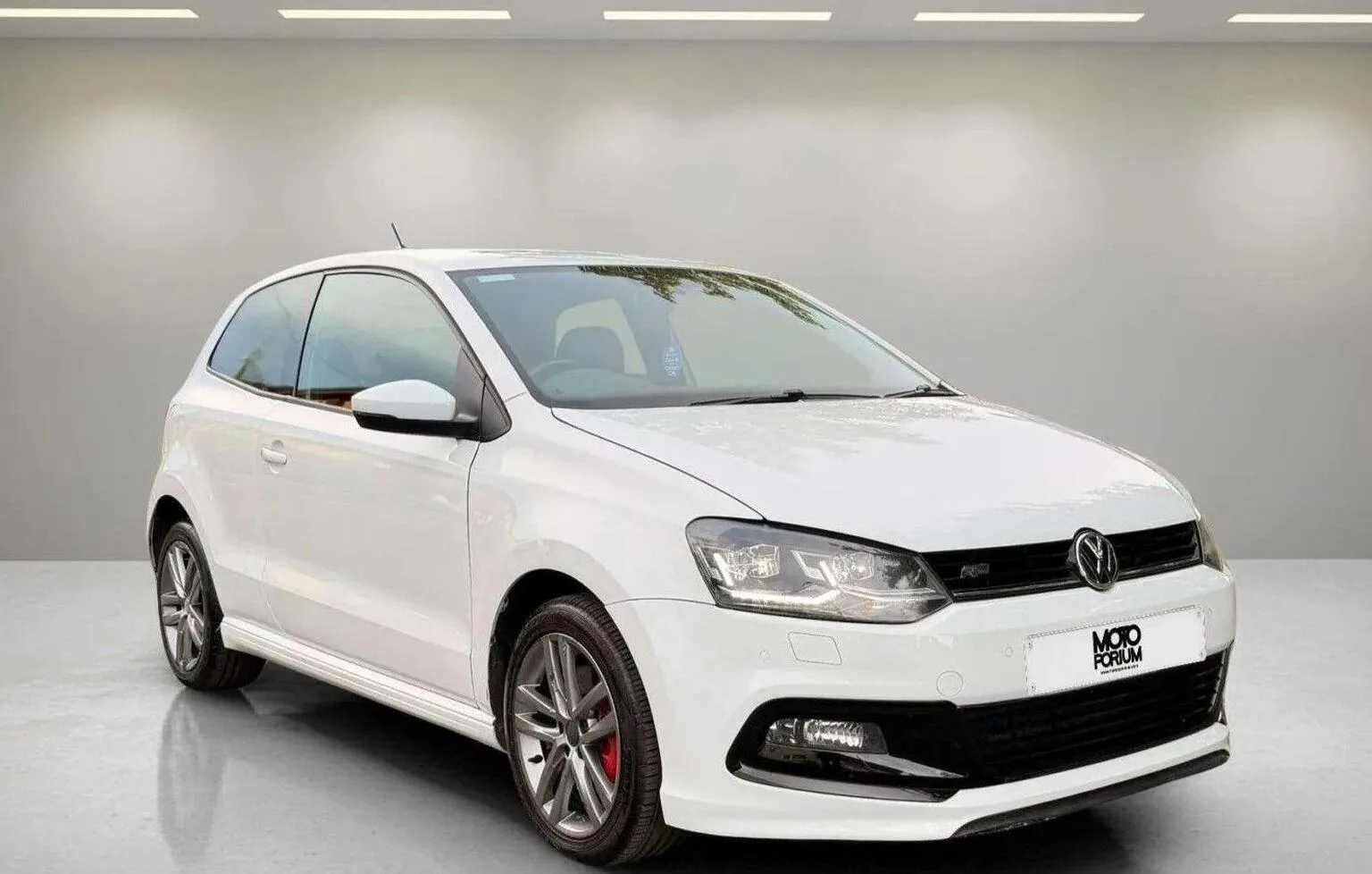2016 Volkswagen Polo 1.0 TSI BlueMotion Tech R-Line Euro 6 (s/s) 3dr