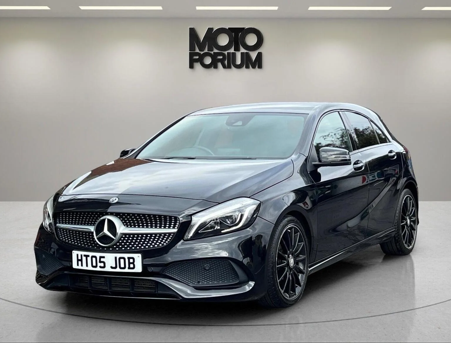 2017 Mercedes-Benz A Class 2.1 A200d AMG Line (Premium) 7G-DCT Euro 6 (s/s) 5dr