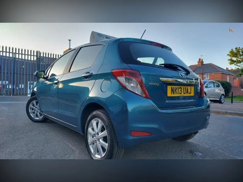 2013 Toyota Yaris 1.33 Dual VVT-i TR Hatchback 5dr Petrol Manual Euro 5 (101 ps)
