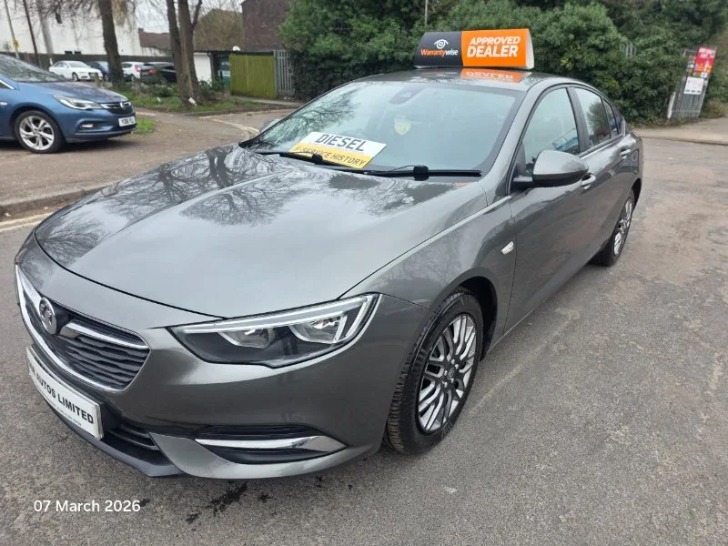 2018 Vauxhall Insignia 1.6 Turbo D ecoTEC Design Nav Grand Sport 5dr Diesel Manual Euro 6 (s/s) (110 ps)