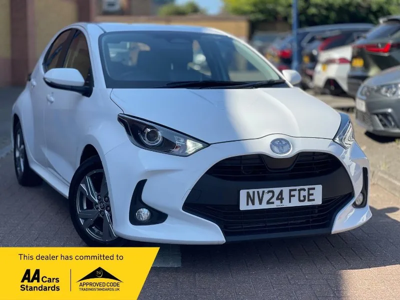 2024 Toyota Yaris 1.5 VVT-h Icon E-CVT Euro 6 (s/s) 5dr