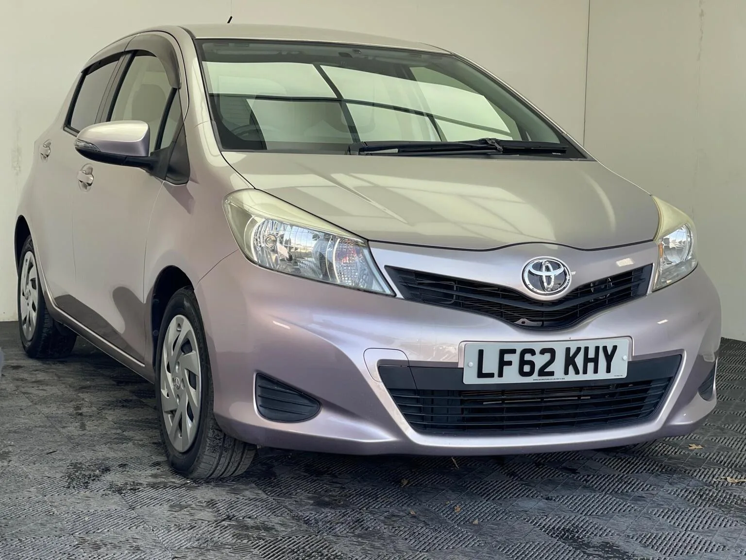 2012 Toyota Yaris 1.33 Dual VVT-i TR Multidrive S Euro 5 5dr