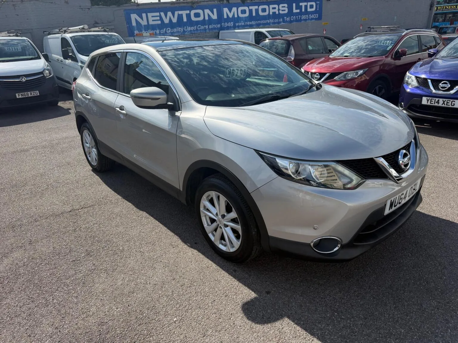 2014 Nissan Qashqai 1.2 DIG-T Acenta Premium 2WD Euro 5 (s/s) 5dr