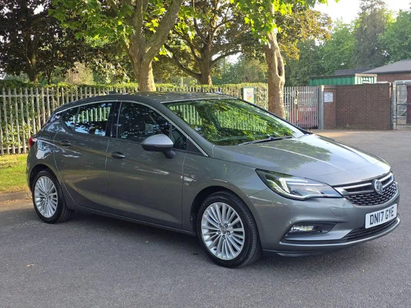 2017 Vauxhall Astra 1.4i Turbo Elite Nav Euro 6 5dr