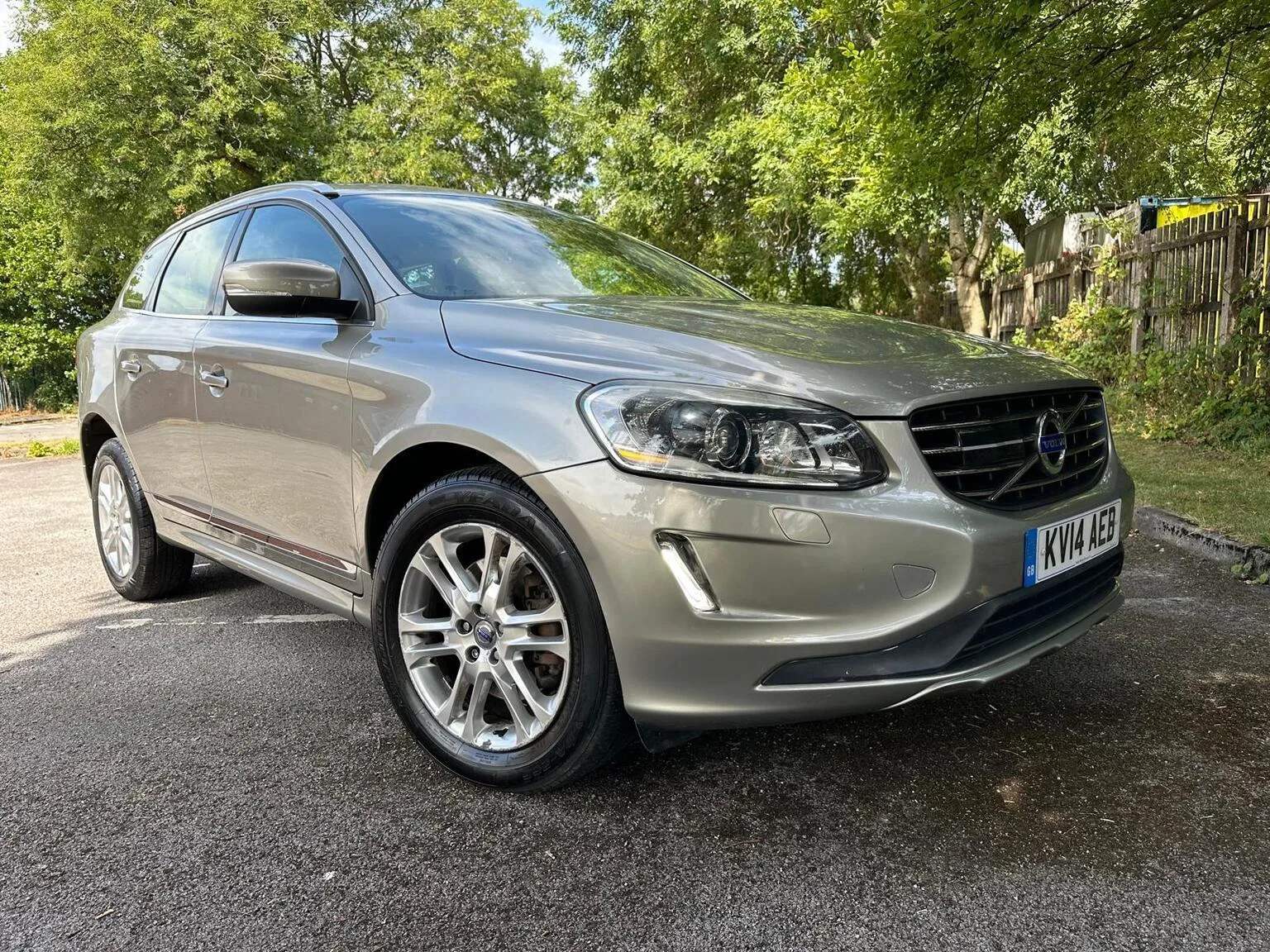2014 Volvo Xc60 2.4 D5 SE Lux Nav Geartronic AWD Euro 5 5dr