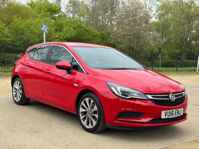 2016 Vauxhall Astra 1.4i Tech Line Euro 6 5dr