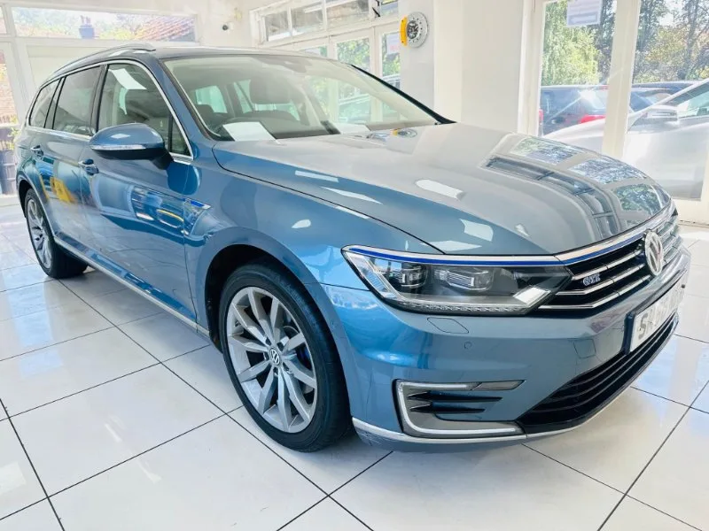 2016 Volkswagen Passat 1.4 TSI GTE Advance DSG Euro 6 (s/s) 5dr