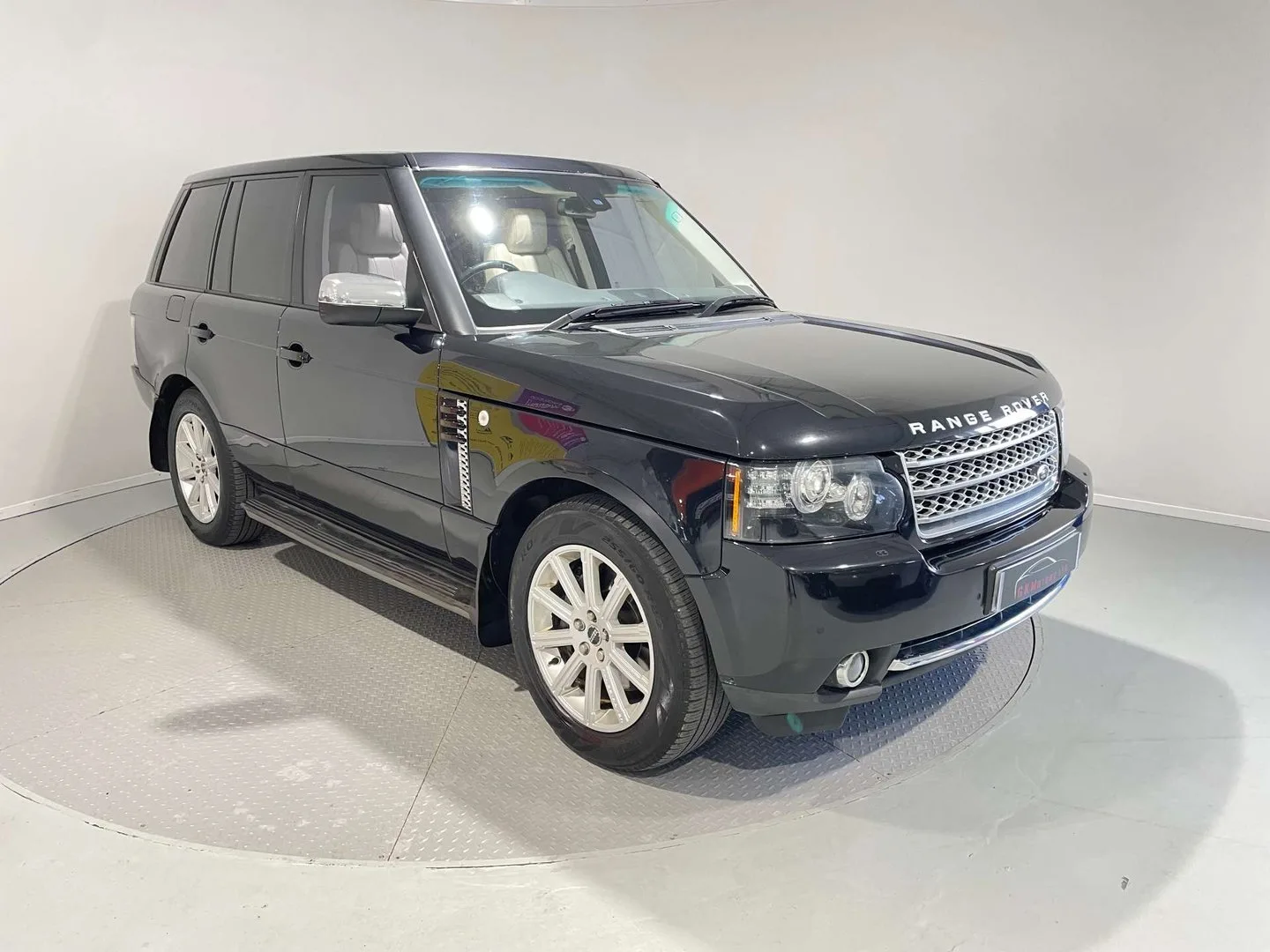 2011 Land Rover Range Rover 4.4 Range Rover Vogue SE TDV8 Auto 4WD 5dr