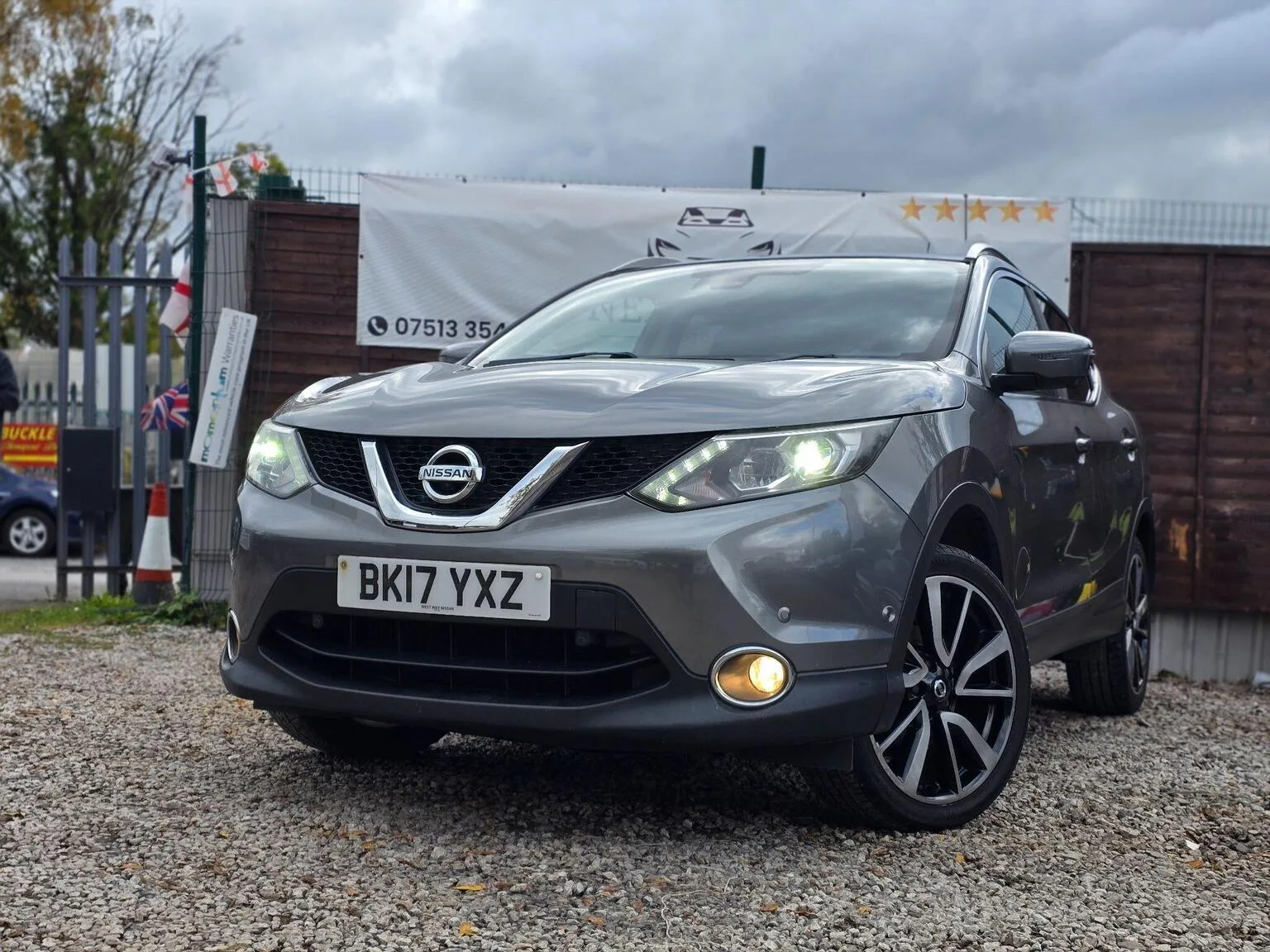 2017 Nissan Qashqai 1.2 DIG-T Tekna 2WD Euro 6 (s/s) 5dr