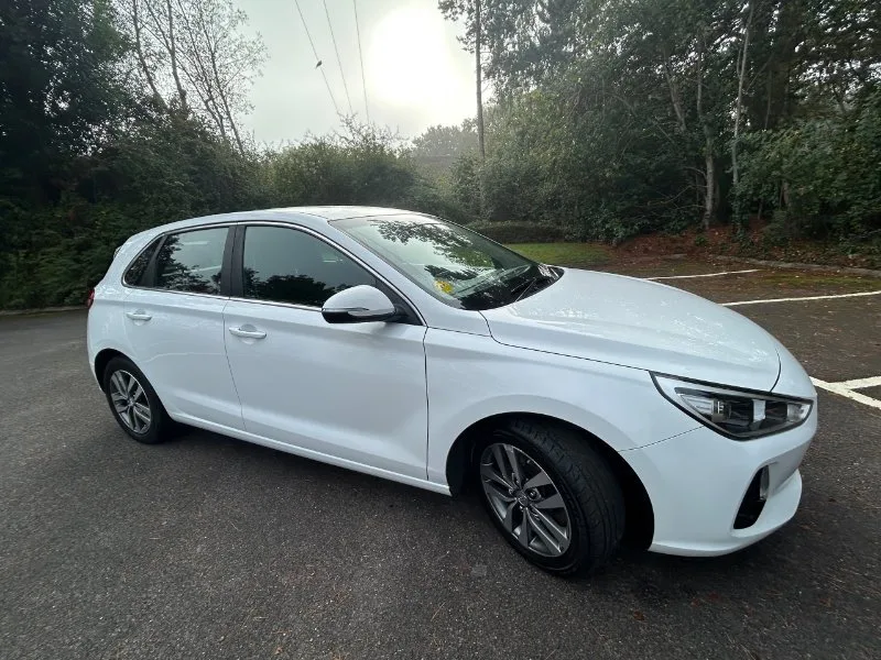 2017 Hyundai i30 1.0 T-GDi Blue Drive SE Nav Hatchback 5dr Petrol Manual Euro 6 (s/s) (120 ps)