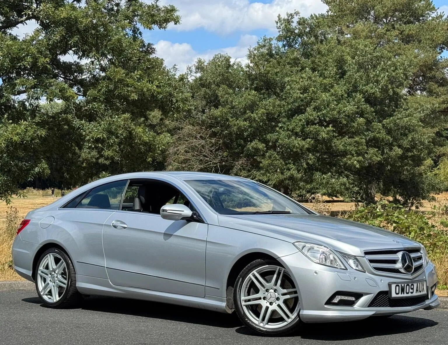 2009 Mercedes-Benz E Class 5.5 E500 V8 Sport G-Tronic Euro 5 2dr