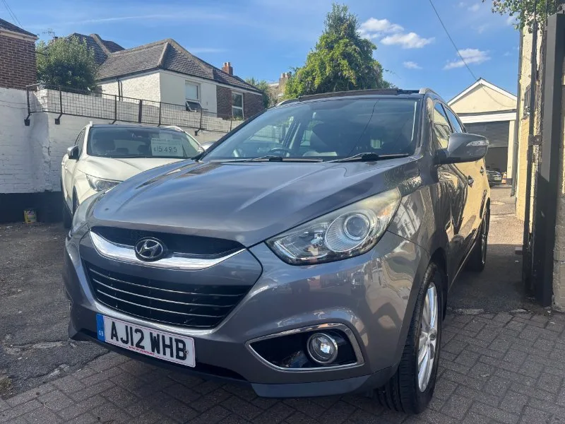 2012 Hyundai ix35 2.0 CRDi Premium SUV 5dr Diesel Manual 4WD Euro 5 (134 bhp)