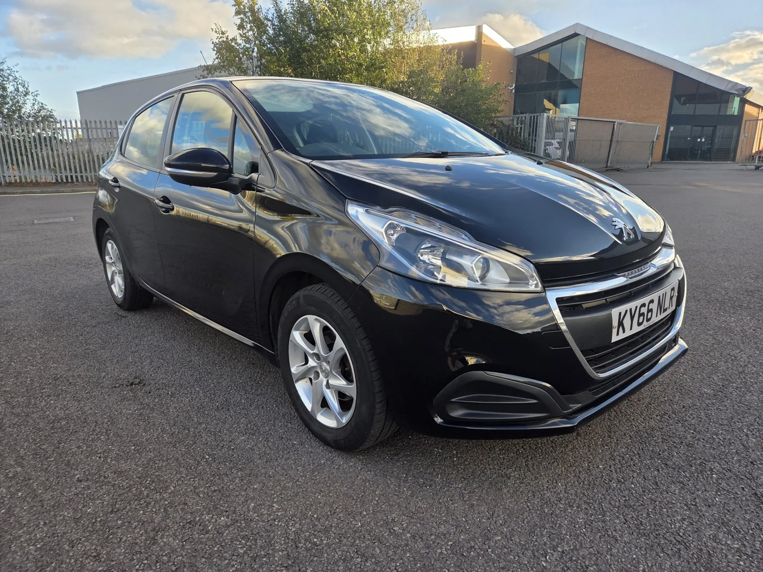 2016 Peugeot 208 1.2 PureTech Active