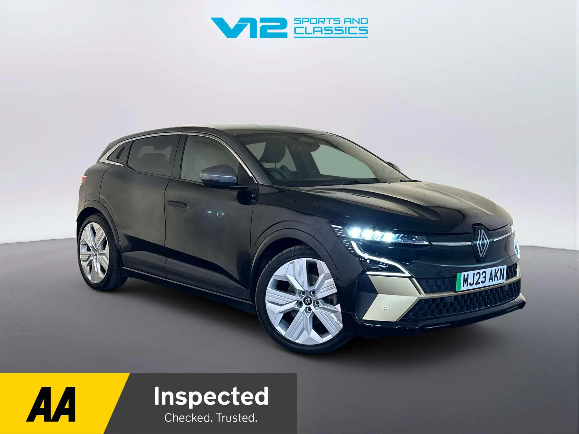 2023 Renault Megane E-Tech 60kWh iconic Hatchback 5dr Electric Auto (optimum charge) (220 ps)