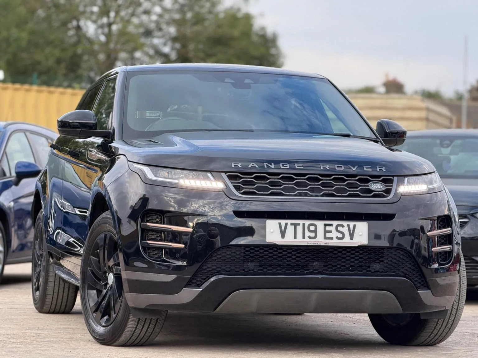 2019 Land Rover Range Rover Evoque 2.0 D180 R-Dynamic S Auto 4WD Euro 6 (s/s) 5dr