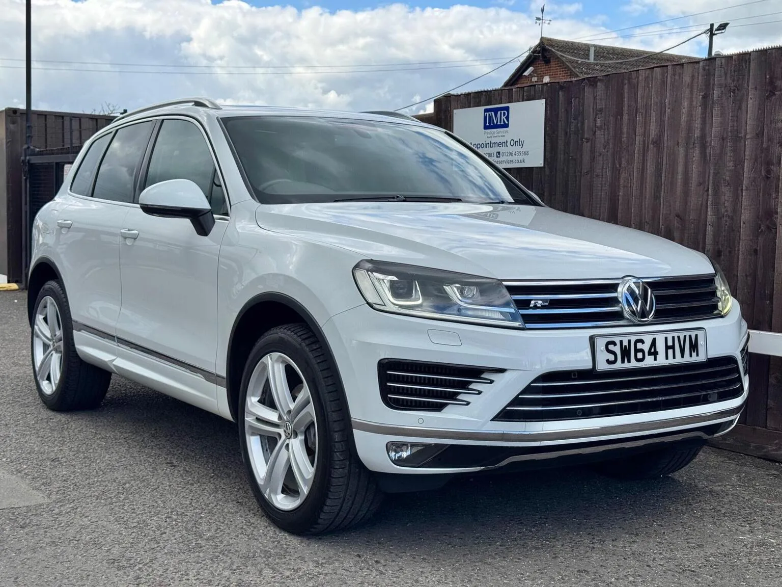 2014 Volkswagen Touareg 3.0 TDI V6 BlueMotion Tech R-Line Tiptronic 4WD Euro 6 (s/s) 5dr