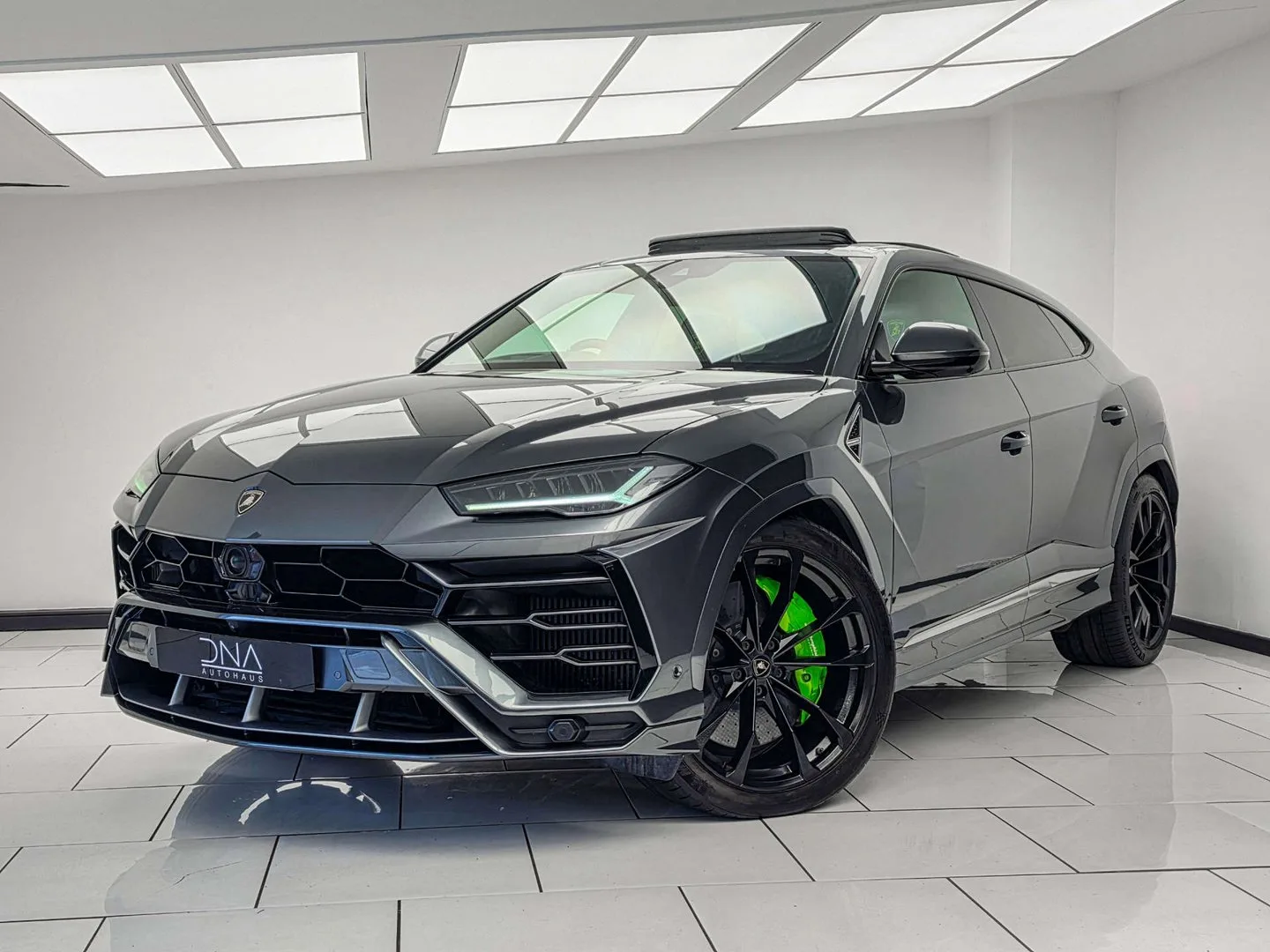 2019 Lamborghini Urus 4.0 V8 BiTurbo SUV 5dr Petrol Auto 4WD Euro 6 (650 ps)