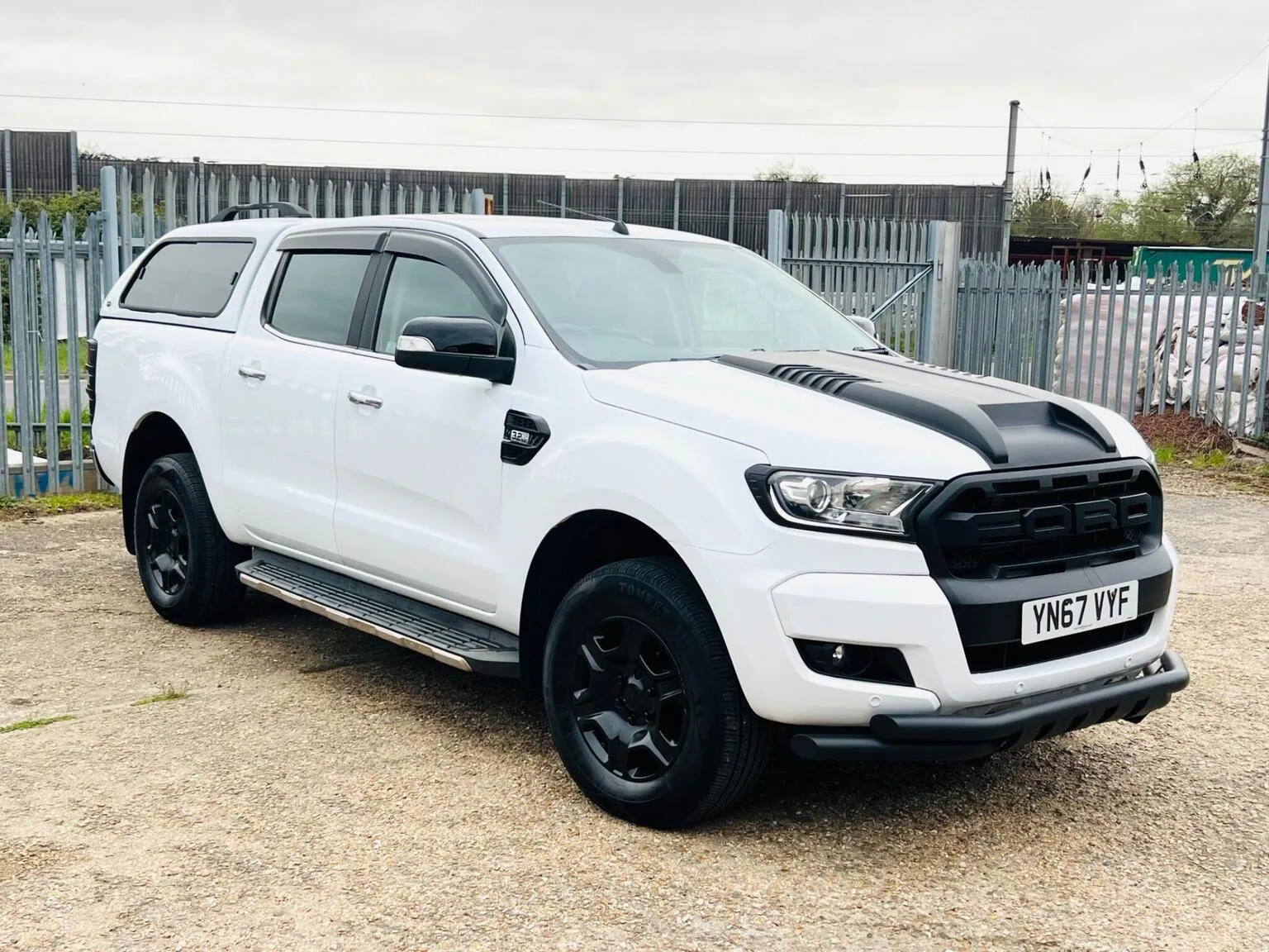 2017 Ford Ranger 3.2 TDCi Limited 1 Auto 4WD Euro 6 4dr