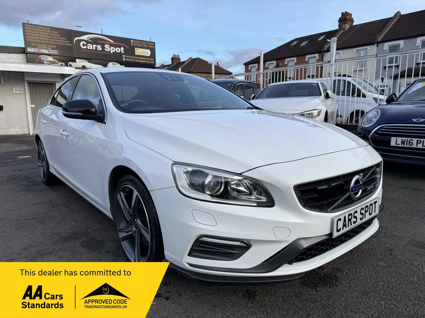 2015 Volvo S60 1.6 T4 R-Design FRESH IMPORT VERIFIED MILE FINANCE AVB