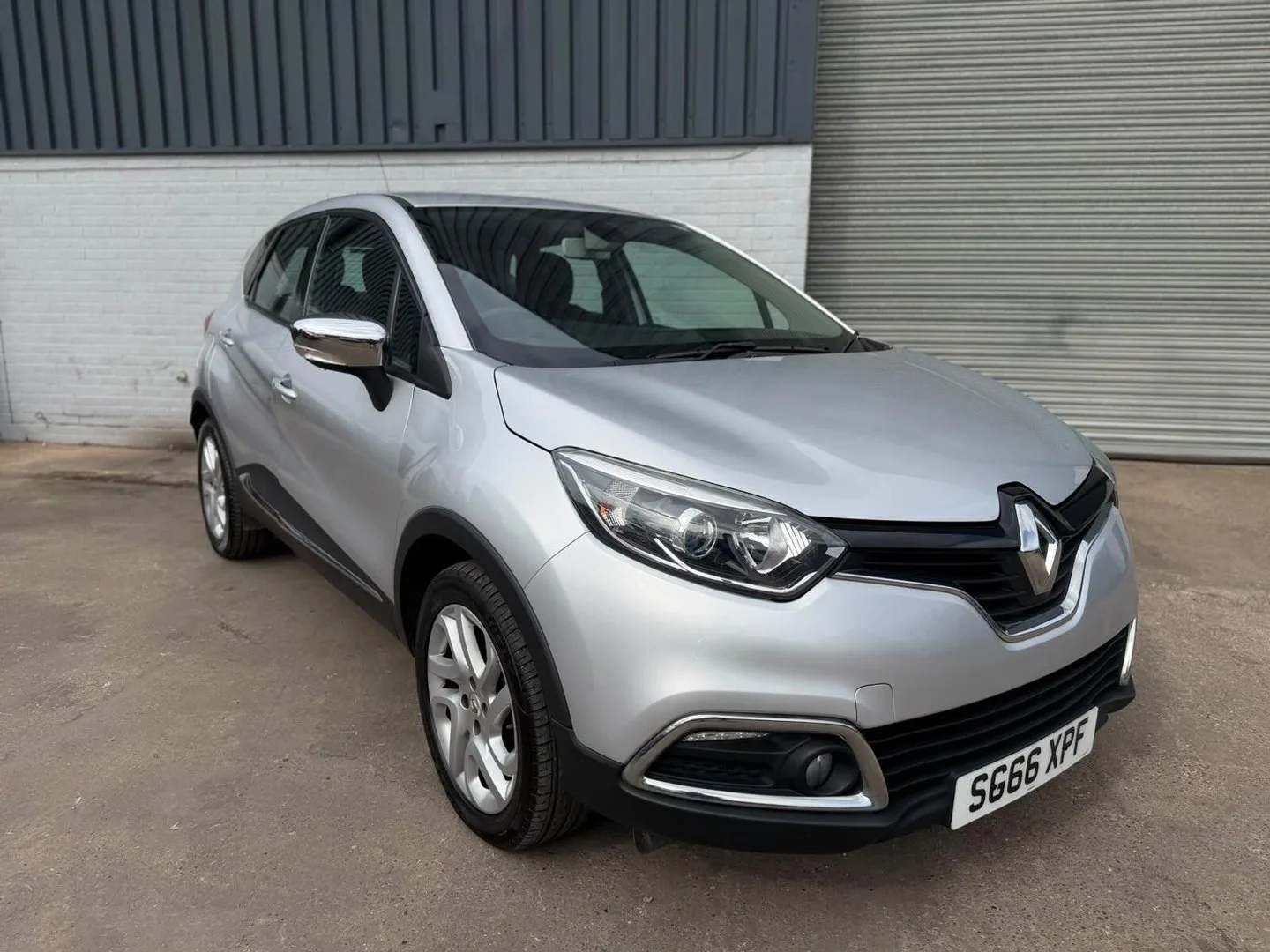 2016 Renault Captur 0.9 TCe ENERGY Dynamique Nav Euro 6 (s/s) 5dr